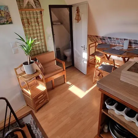 Apartment Emili's Rustic Retreat Pecs